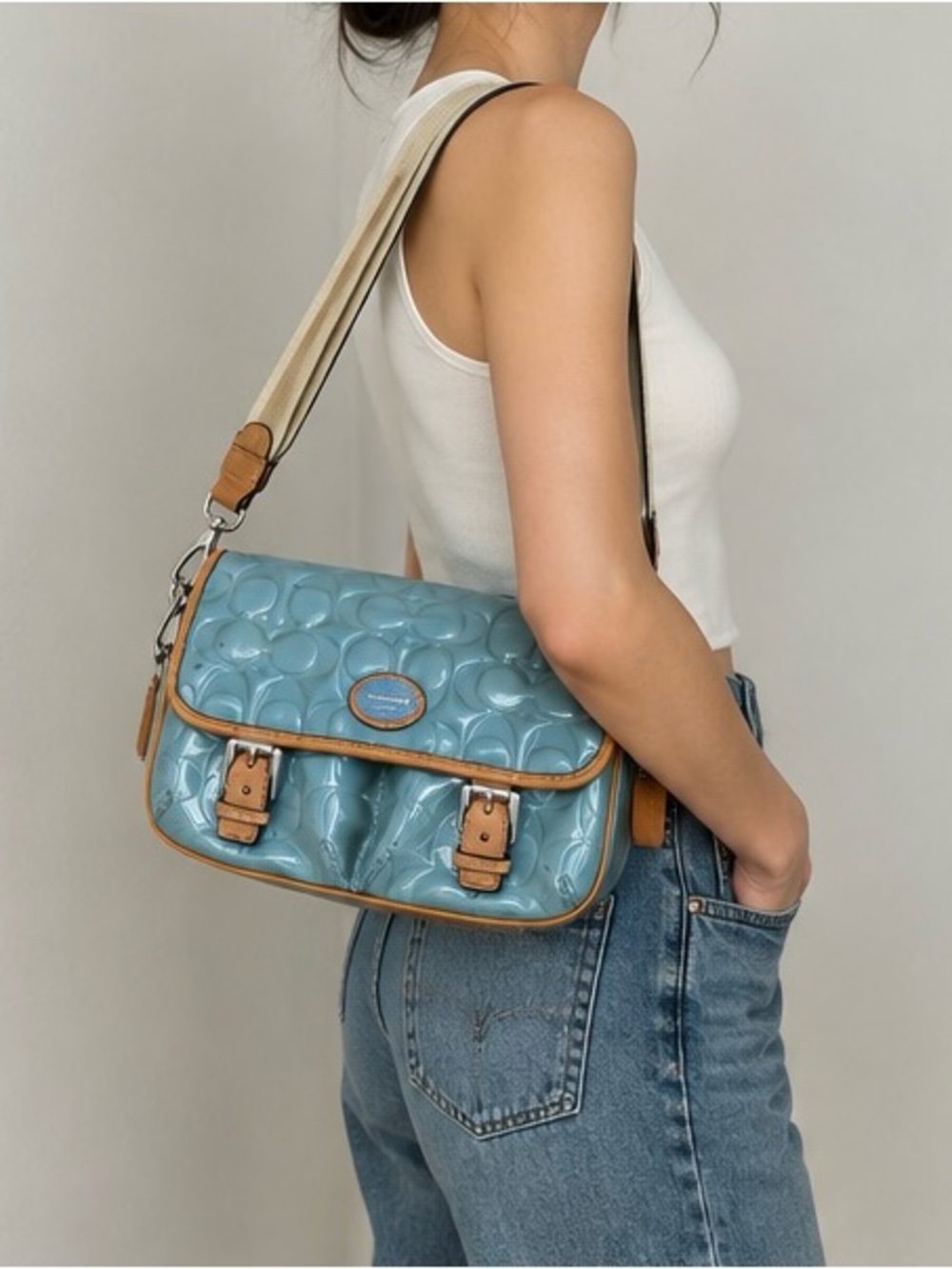 Coach Peyton Embossed Signature Patent Leather Crossbody Field Bag Sky Blue Rare